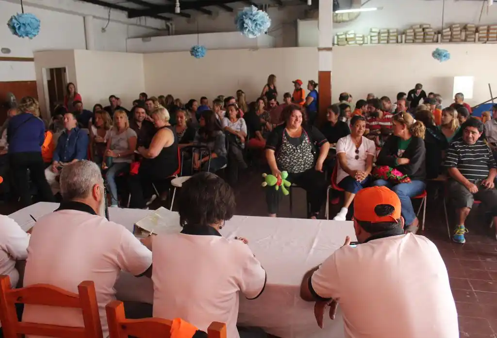 El Sindicato de Municipales acordó con el Ejecutivo el aumento salarial