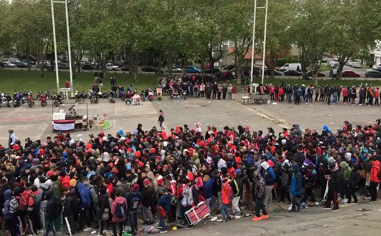 Los hinchas de River agotaron las populares en dos horas
