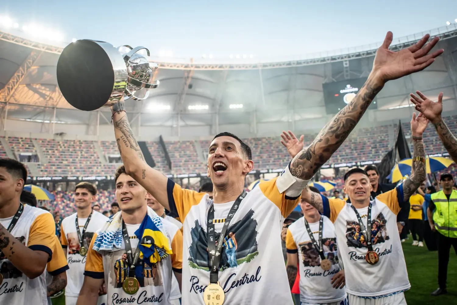 Central campeón: se postergan los festejos de la Supercopa Internacional en el Monumento para este martes por mal clima