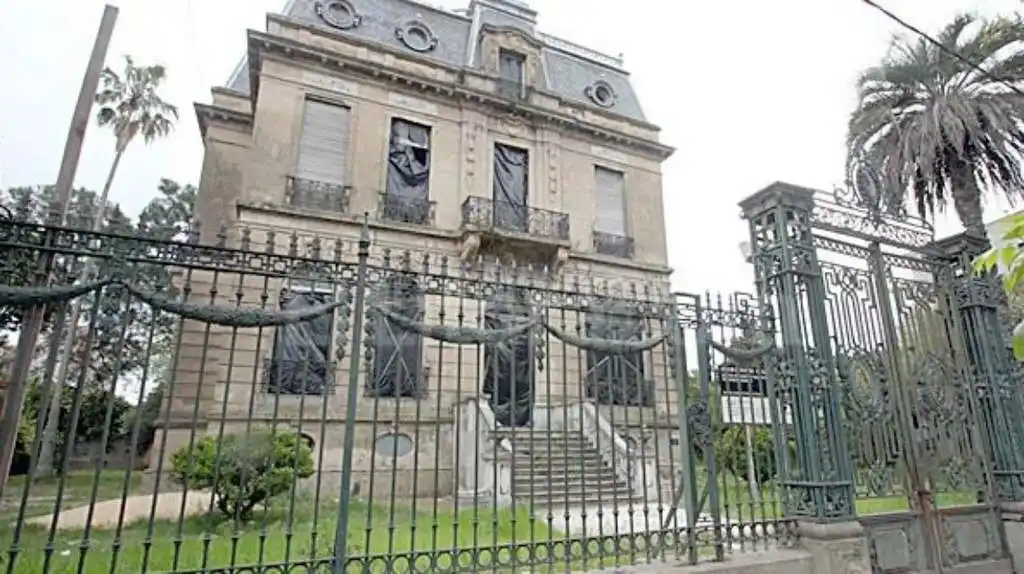 El gobierno provincial proyecta recuperar la Casa de la Cultura 