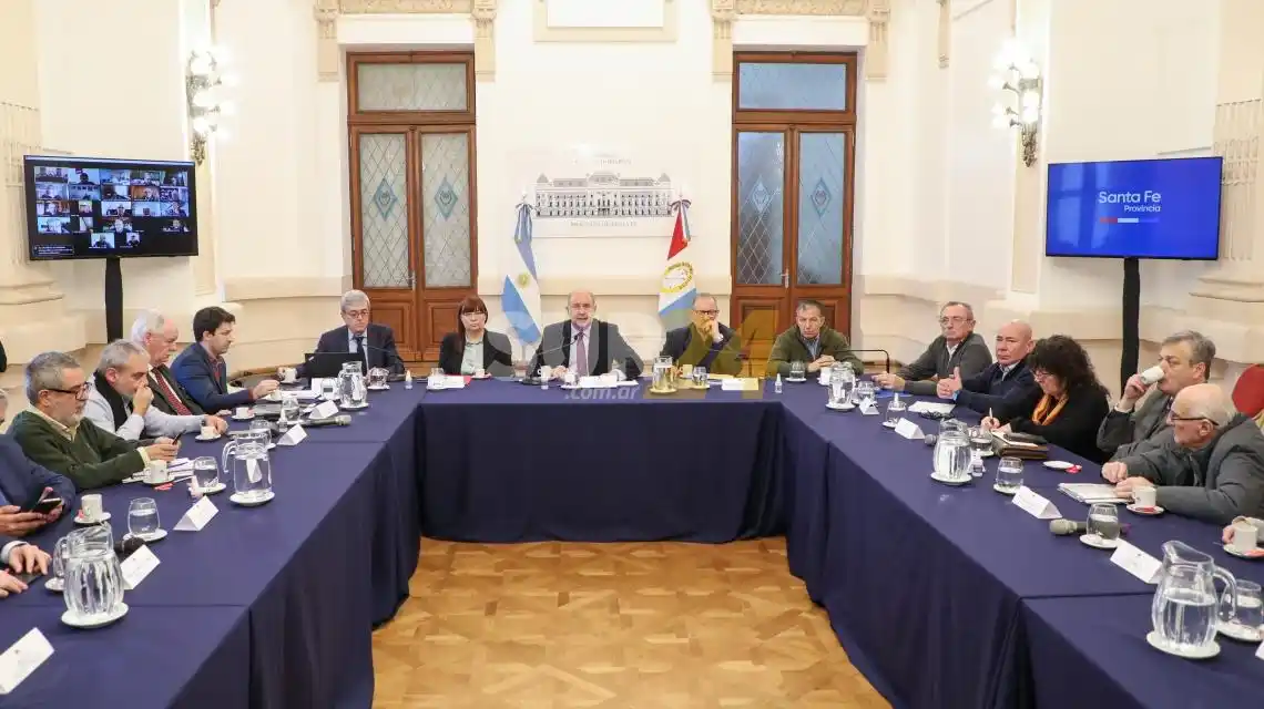 Perotti presidió el Consejo Económico y Social y habló del acuerdo con Nación