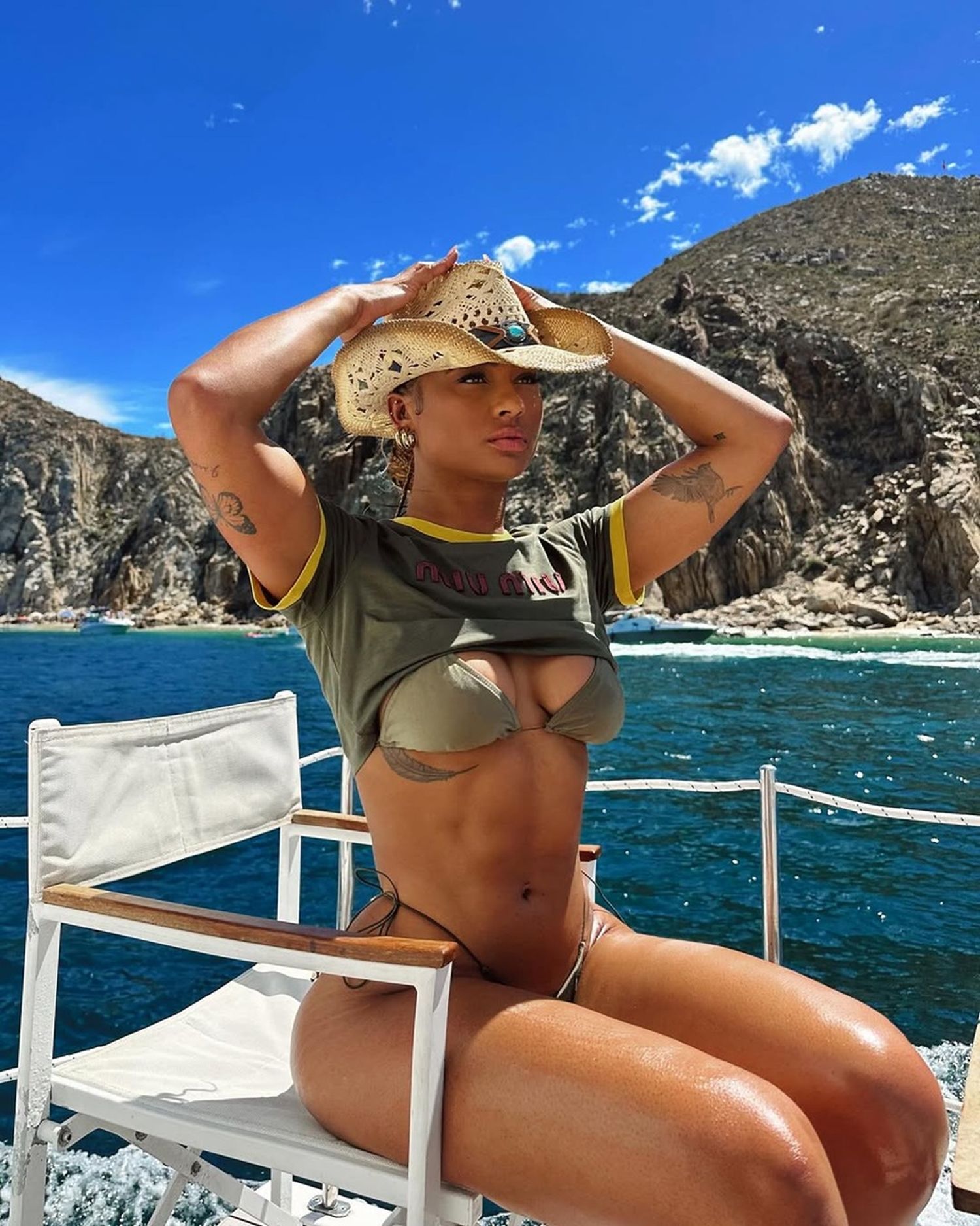Kayla Nicole-Travis Kelce - Interna 3