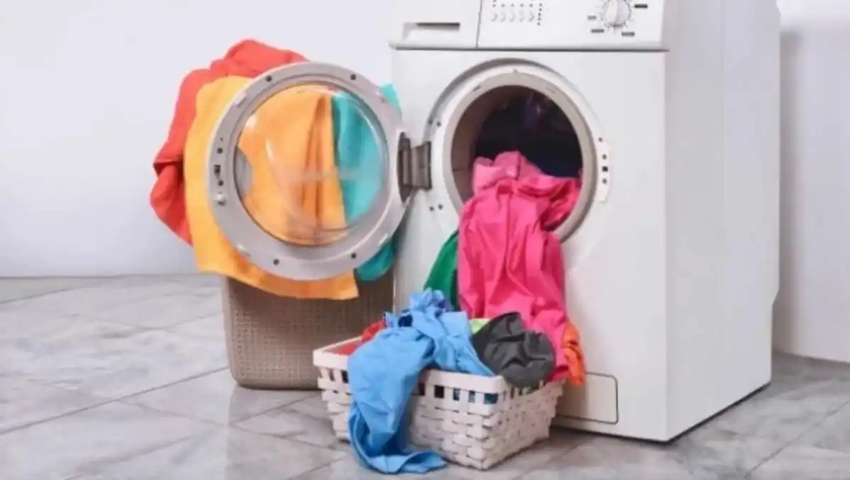 ¿Debo lavar la ropa antes de estrenarla? Acá las razones que lo recomiendan