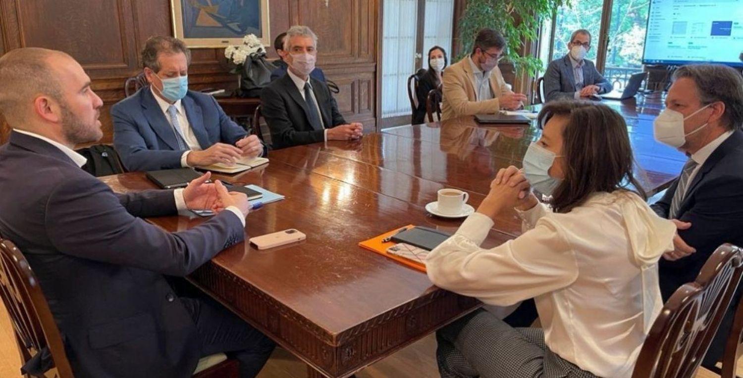 Guzmán y Pesce se reunieron con el staff del FMI en Washington