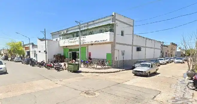 El altercado se produjo en el supermercado chino "América".