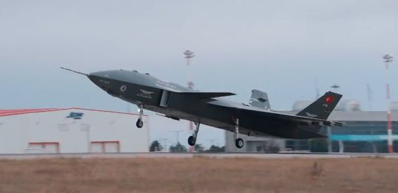 KIZILELMA, Turkey’s unmanned combat aircraft, briefly leaves the ground