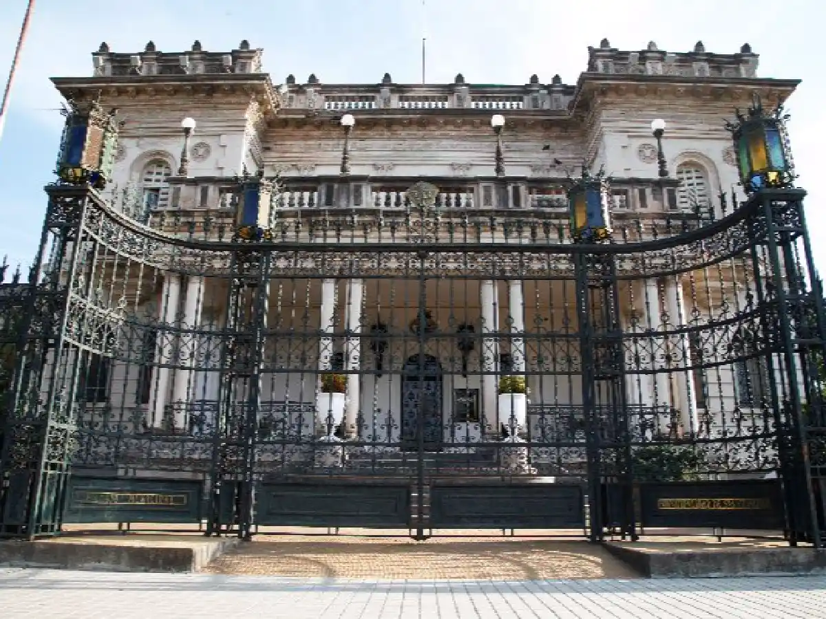 La coparticipación a municipios y comunas aumentó un 58,9%