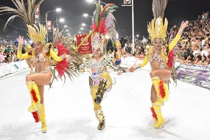 Las historias que contarán las cuatro comparsas en el Corsódromo 