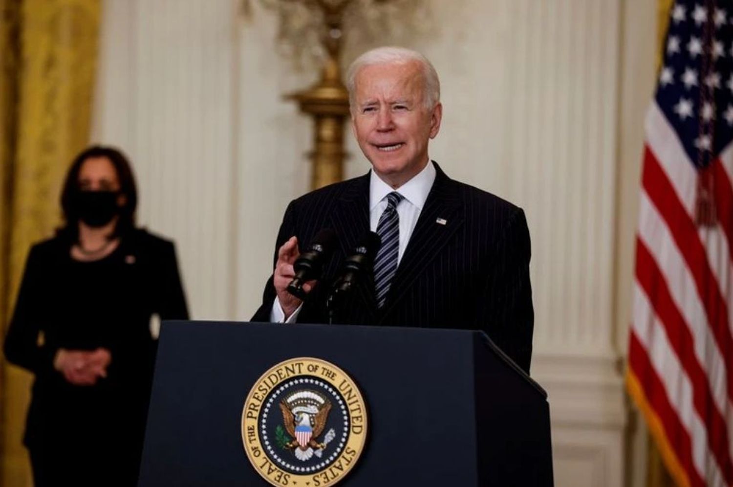 Biden promete que EEUU ayudará a Ucrania el tiempo que sea necesario