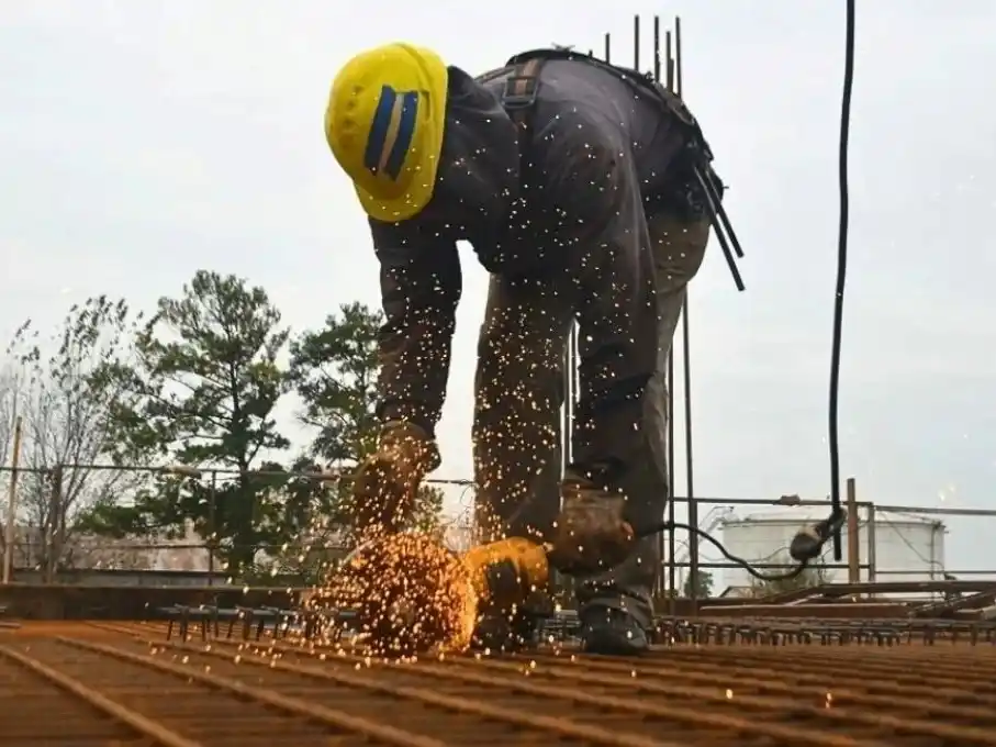 De acuerdo al modelo estadístico aplicado, "la probabilidad de salir de la fase expansiva" de la economía argentina en los próximos meses, "se ubica en 57,08%".