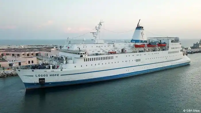 Logos Hope, un buque lleno de libros recorre América Latina