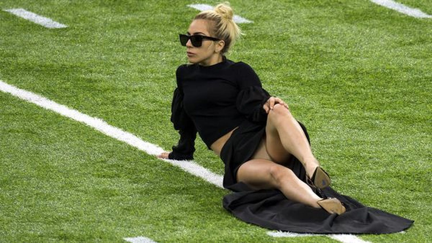 El descuido de Lady Gaga que calentó la previa del Super Bowl LI