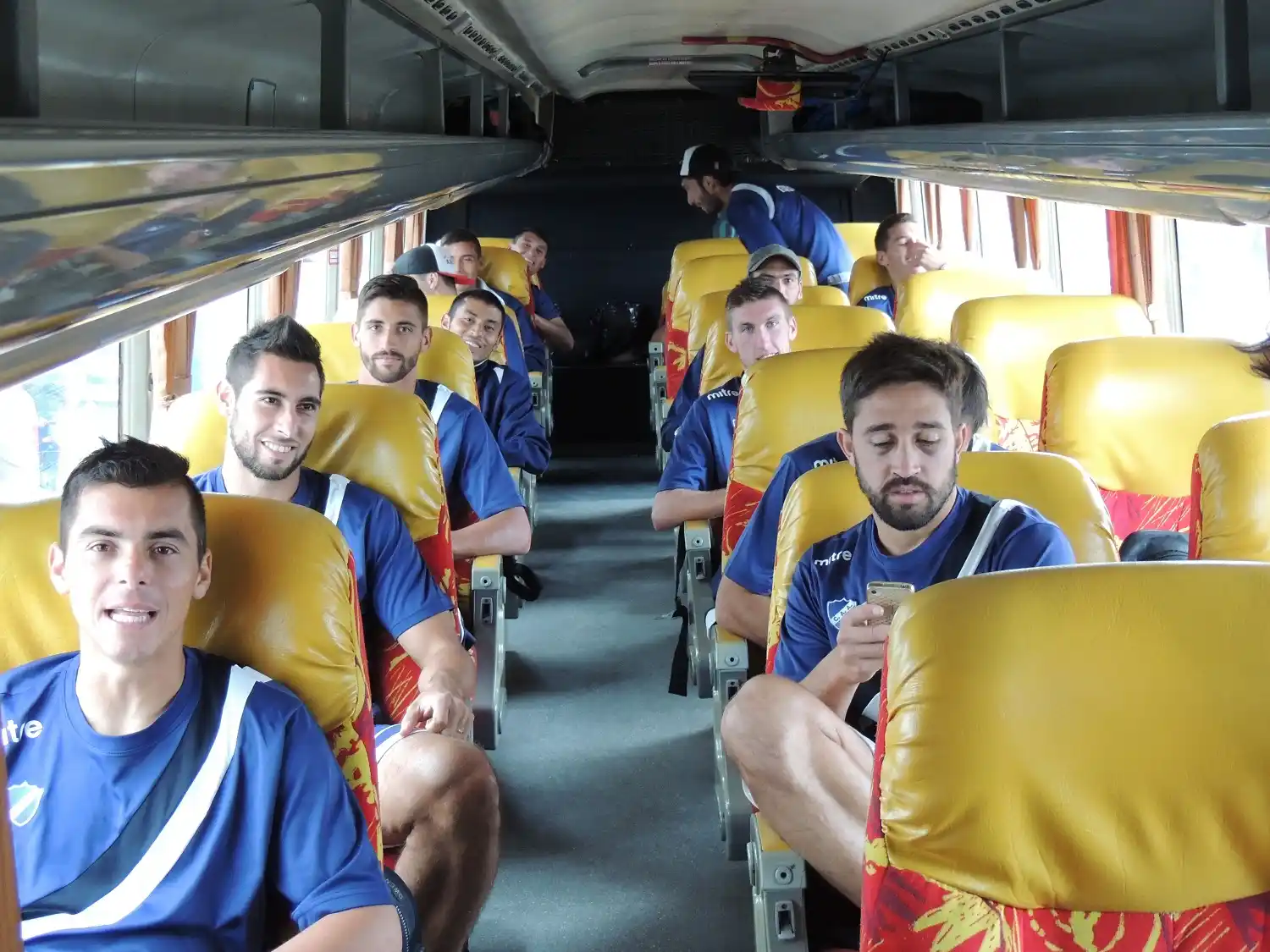 Alvarado viajó confirmado