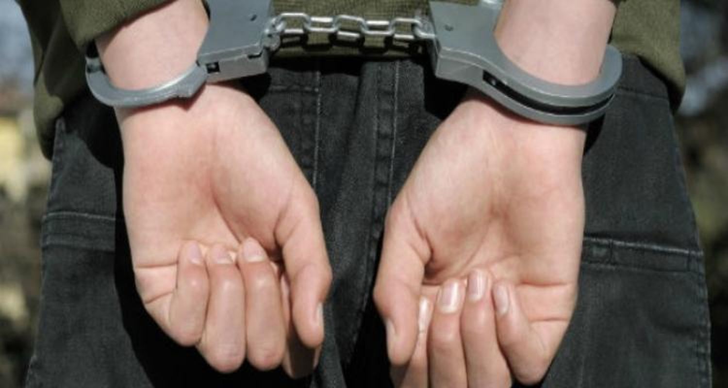 Detienen a joven delincuente que tenía pedido de captura