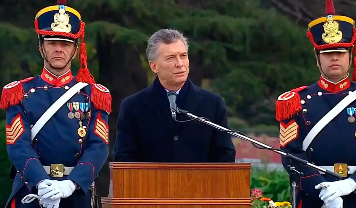 Macri instó a «dejar atrás el pasado y mirar el futuro»