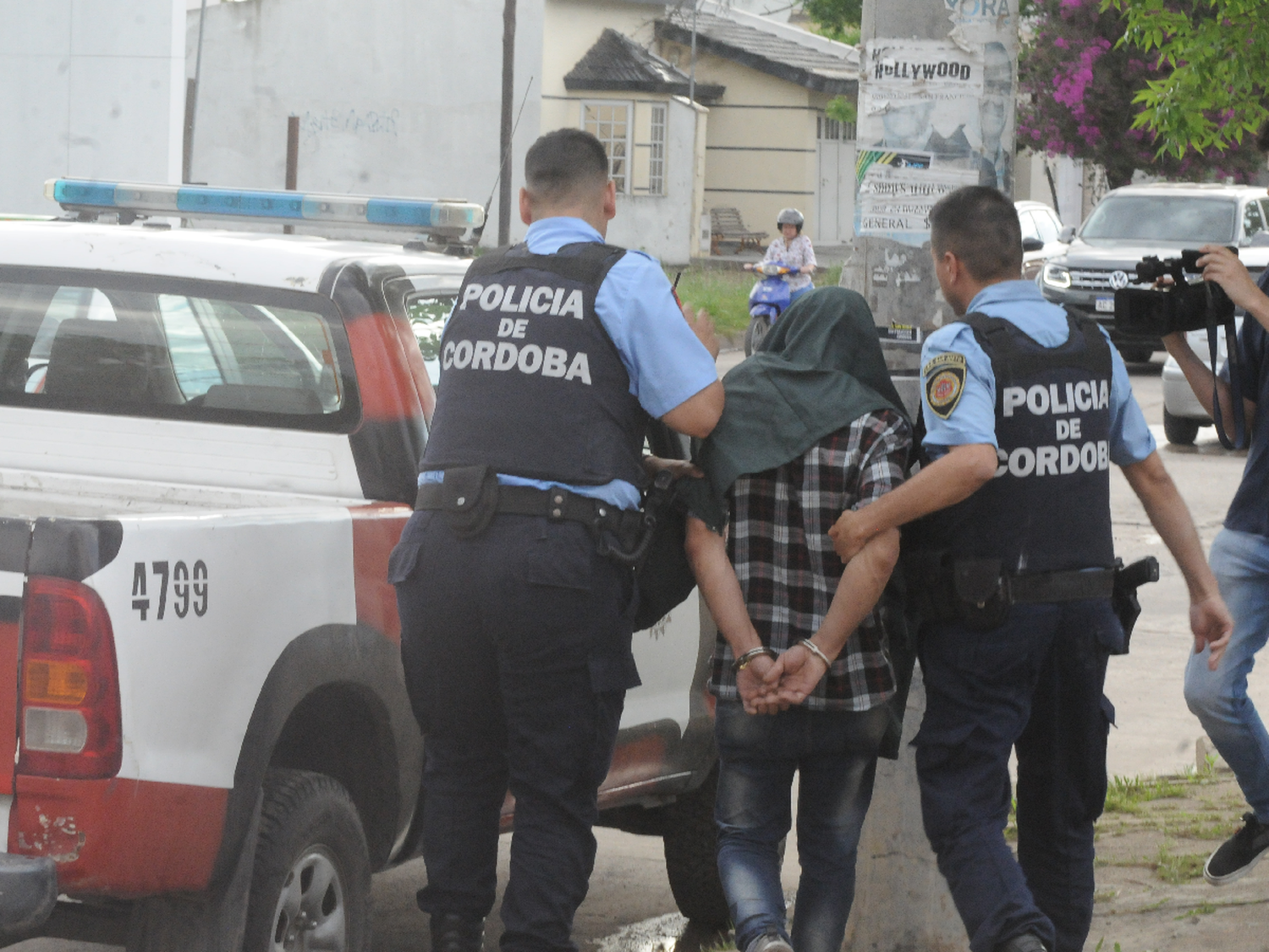También detuvieron a la madre de la menor supuestamente abusada por su padrastro