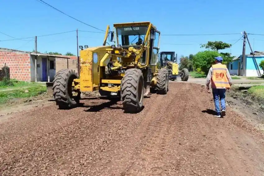 La Municipalidad sigue con el arreglo de calles en diferentes barrios de la ciudad