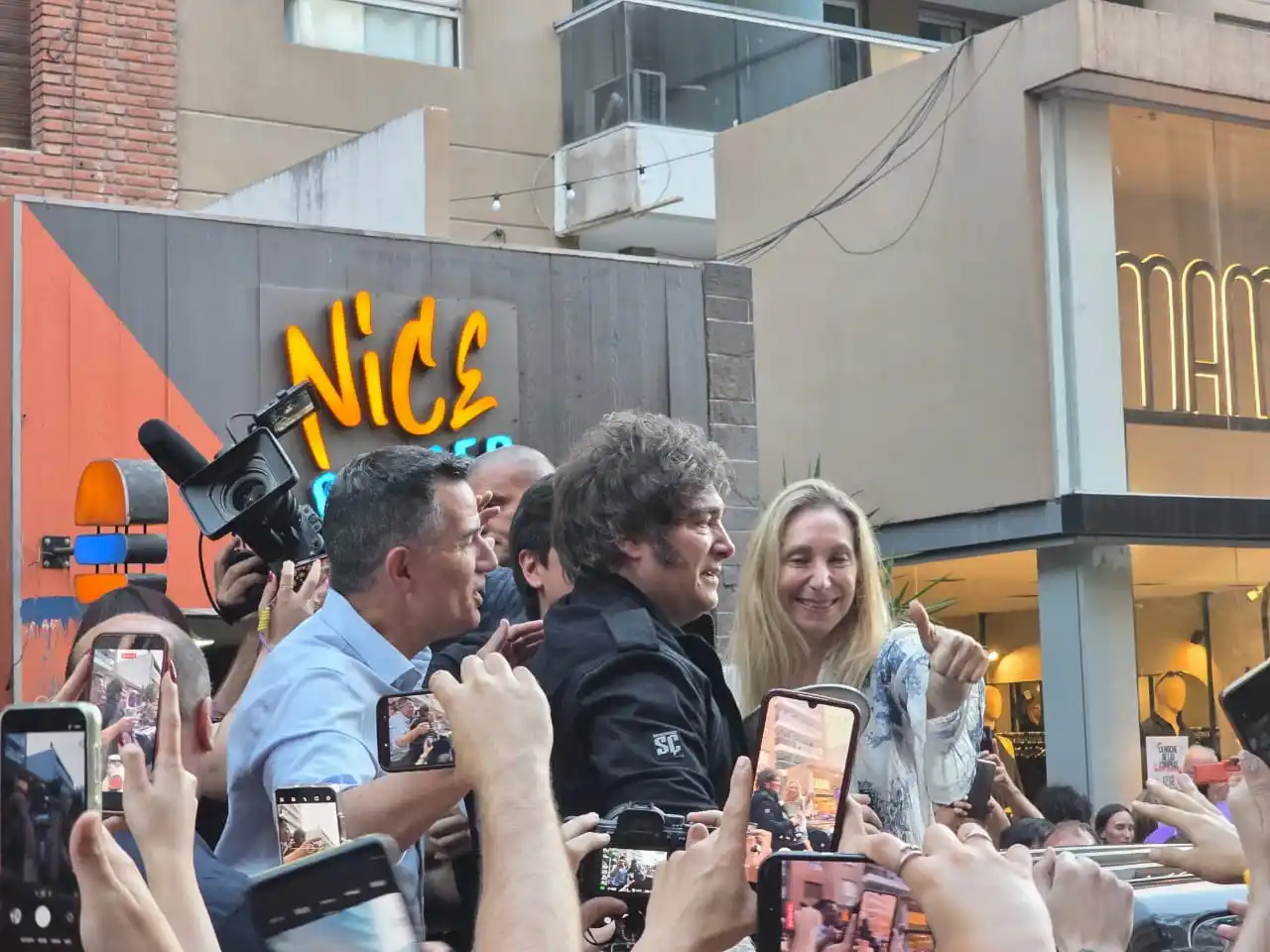 Milei encabeza en Córdoba el “Tour de la Gratitud” tras las elecciones