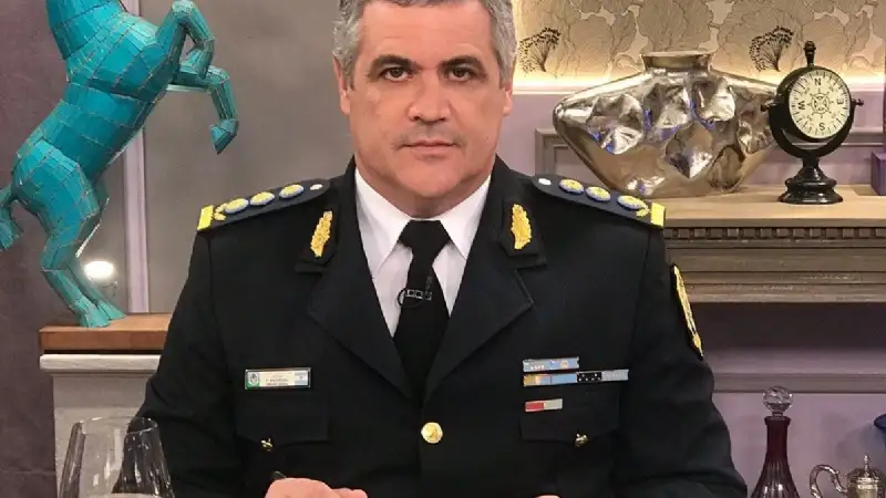 Ascendieron a los policías que discutieron con un magistrado