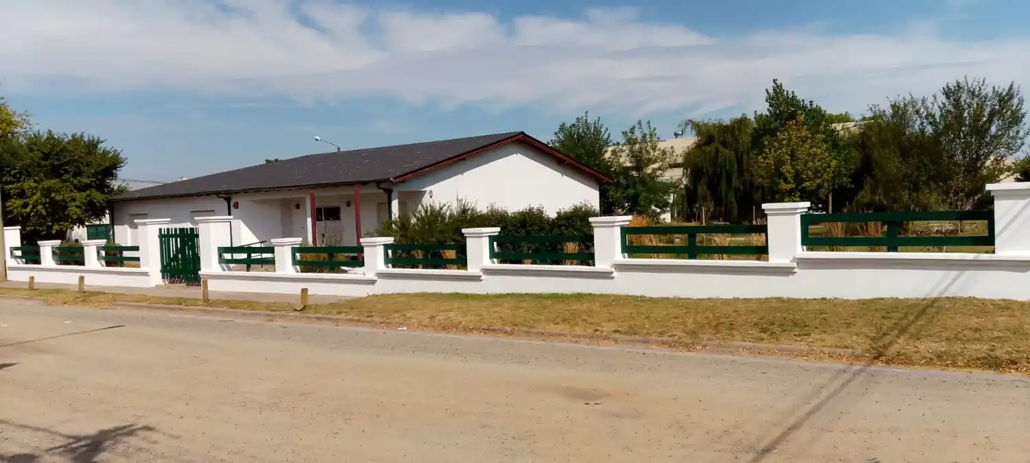 El Hospice funcionará en Rivas 1570, en las “casitas” que ideó el padre Troncoso.