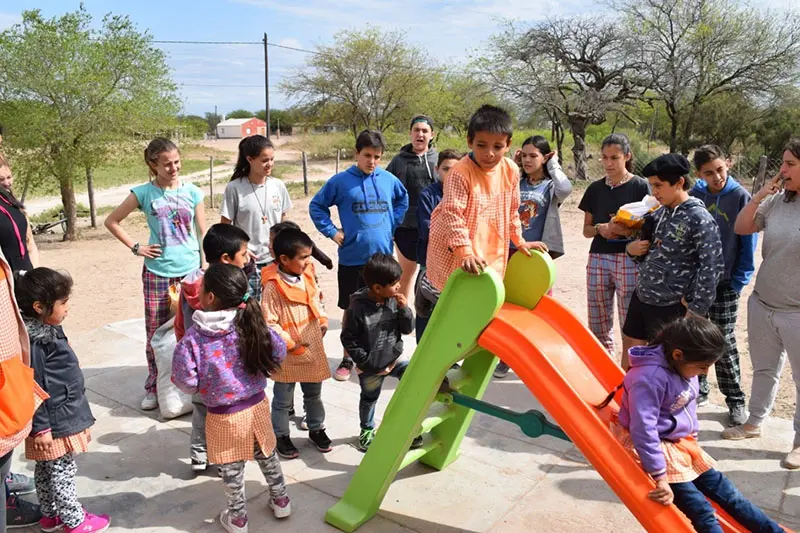 Experiencia de alumnos en un pueblo santiagueño