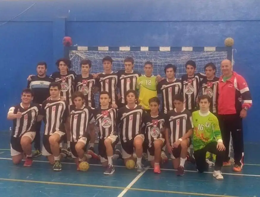 Handball: Segunda caída de Defensa