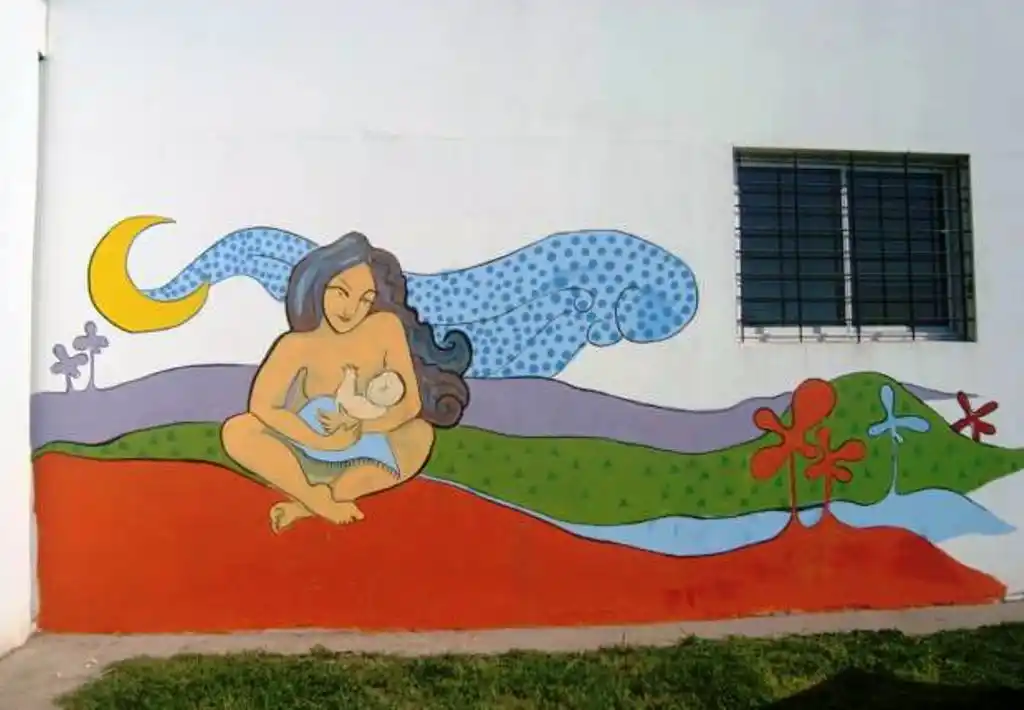 En Nuevo Horizonte pintaron un mural para incentivar la lactancia materna