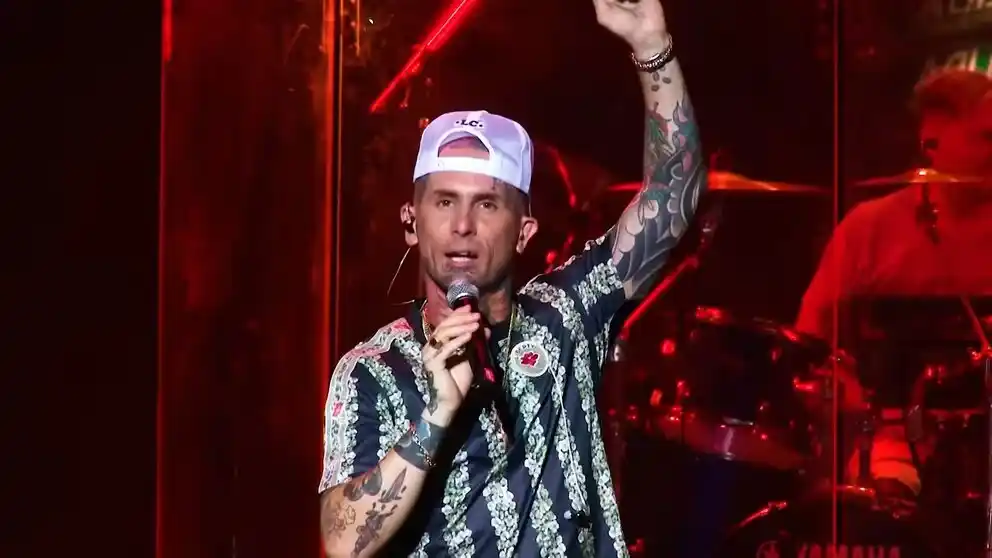 A una semana de su separación, el cantante de Ke Personajes tiene nueva novia: las pruebas que lo confirman