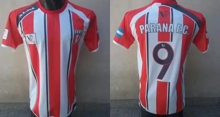 Federal C 2018: Paraná presentó su camiseta y los hinchas podrán estampar su nombre