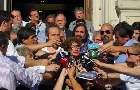 Reactivaron las paritarias docentes para que comiencen las clases