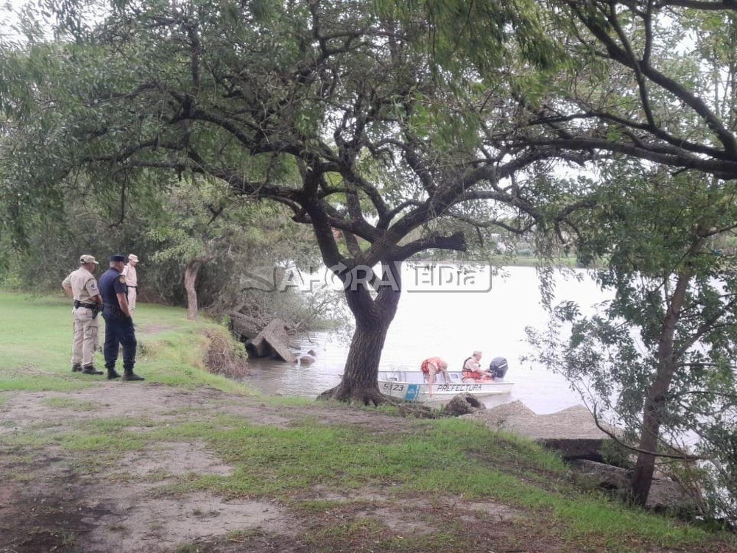 Buscan desesperadamente a un joven de 16 años en el río Gualeguaychú