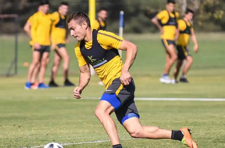 Central concentró con equipo confirmado