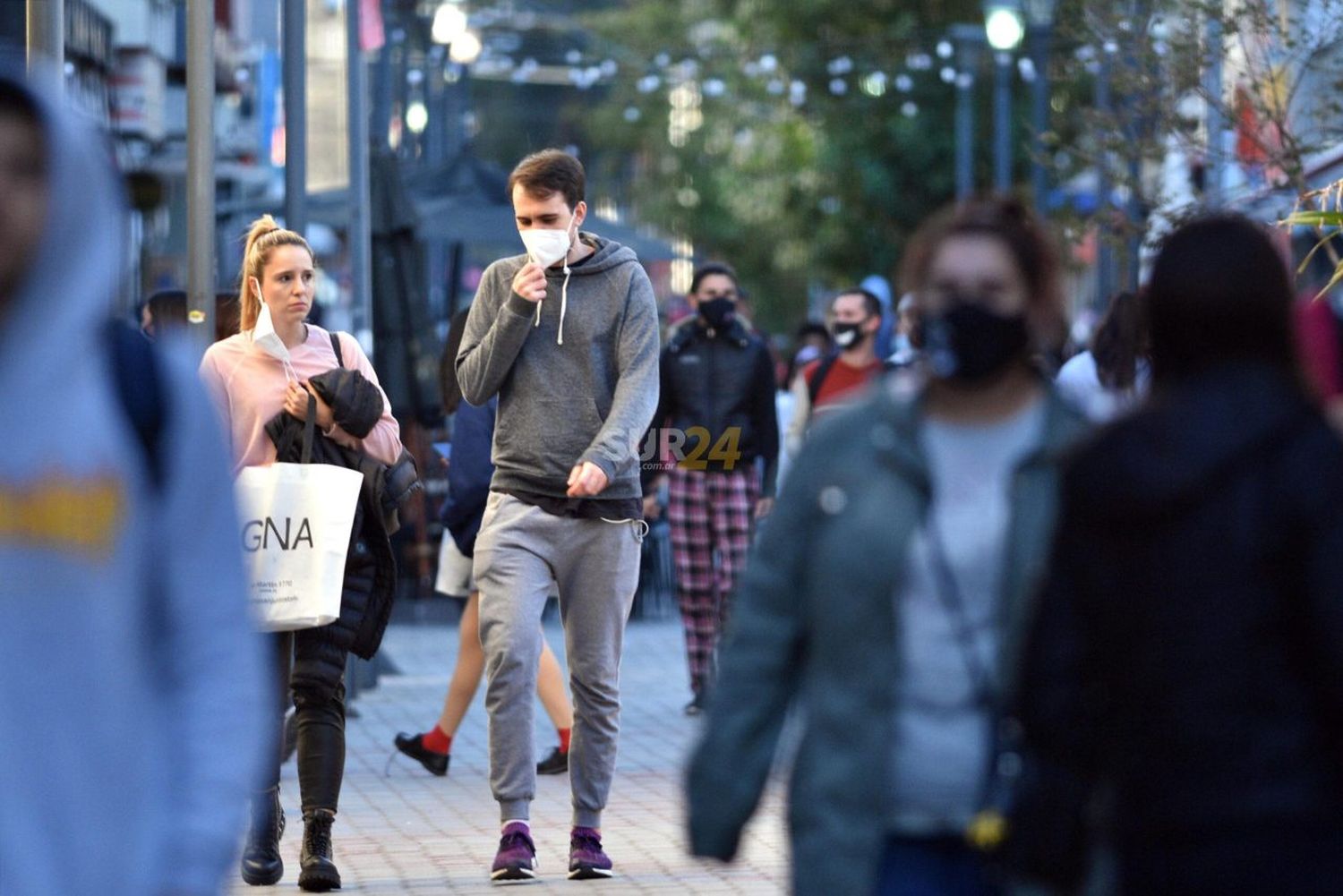 Argentina notificó 83 muertes y 4.430 nuevos contagios de Covid-19