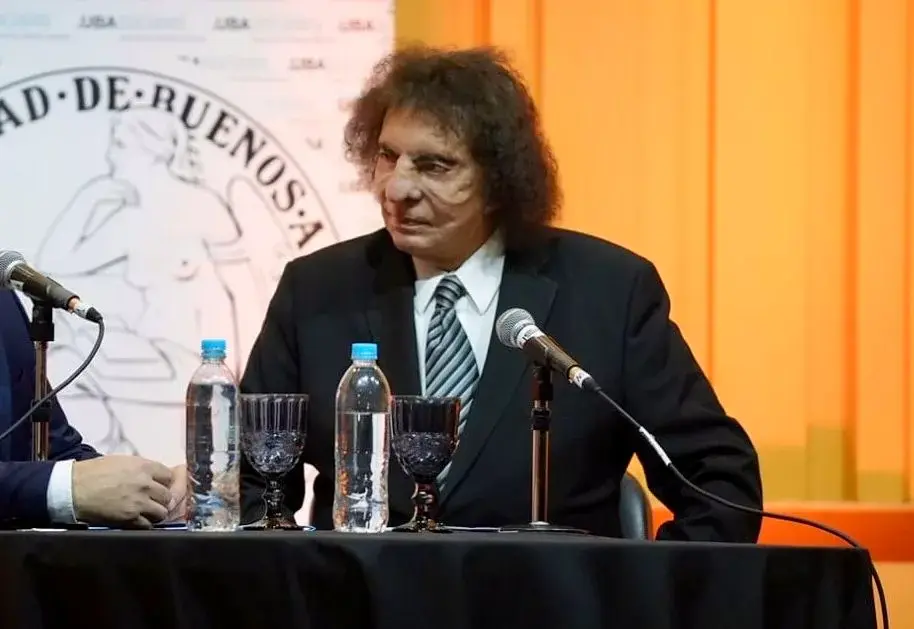 Alejandro Dolina, tras recibir el honoris causa: “La melancolía que trae cualquier alegría”