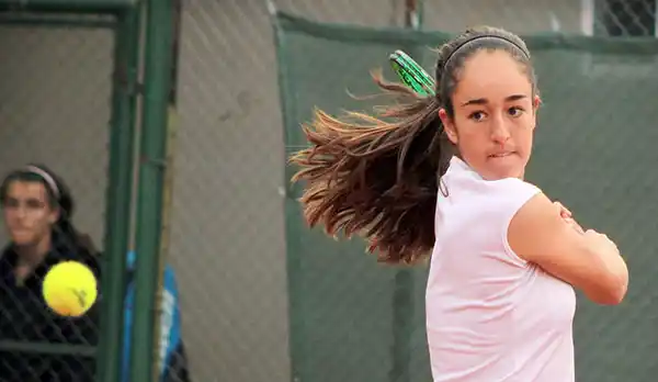 Mutilba, finalista en el primer torneo profesional del año