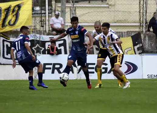 Con la obligación de ganar, Juventud recibe a Flandria