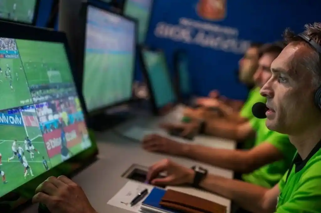 La FIFA usará una nueva tecnología para detectar el fuera de juego