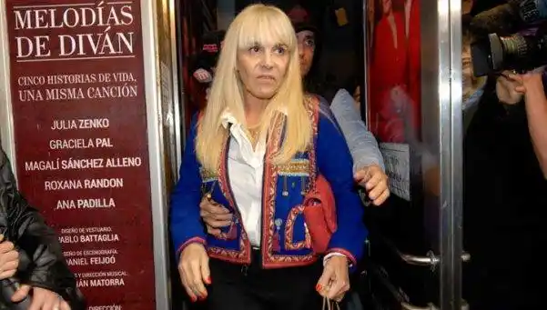 "Diego debería disfrutar de sus hijos y nietos y no lo hace"