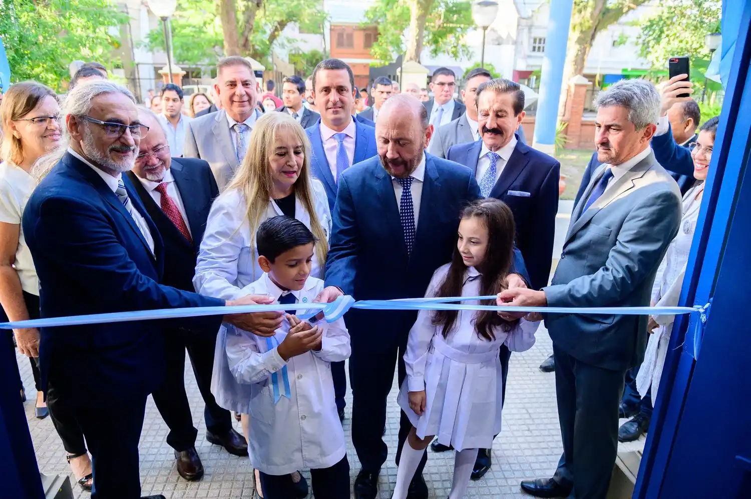 Insfrán inauguró las obras de la Escuela N° 1 en el marco del inicio del ciclo lectivo 2023