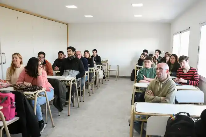 La actividad se realizará el lunes 13 de julio, a las 18 horas