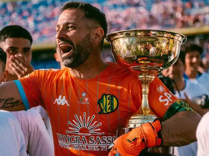 Anunció su retiro Jorge Carranza, el jugador más longevo del fútbol argentino