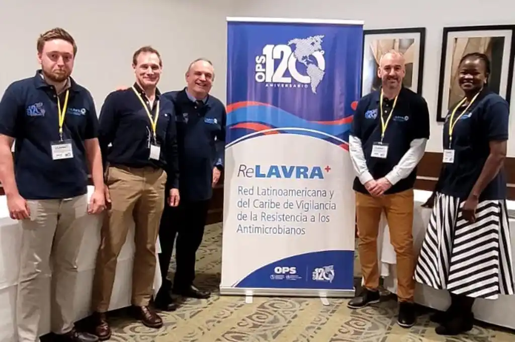 Laboratorio del Cemar lidera estrategia regional contra resistencia antimicrobiana