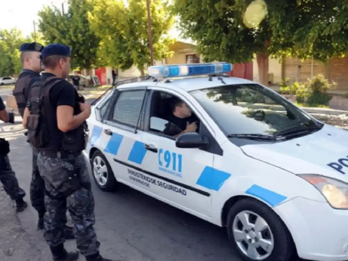 Mendoza: agente penitenciario denunció que le robaron u$s 500 mil