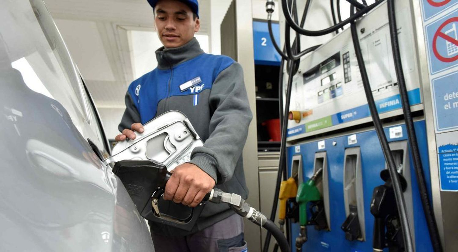 Petroleros suspendieron el paro y no peligra el suministro de combustible
