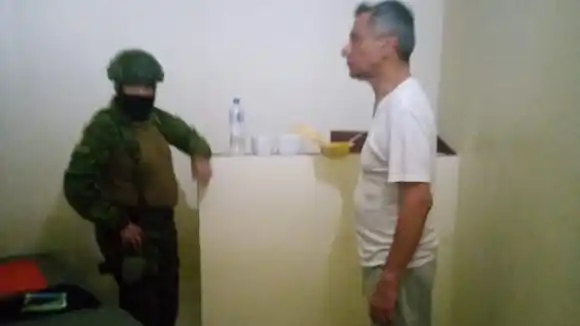 Jorge Glas se mantiene en huelga de hambre en la cárcel y Colombia pide garantías de su integridad