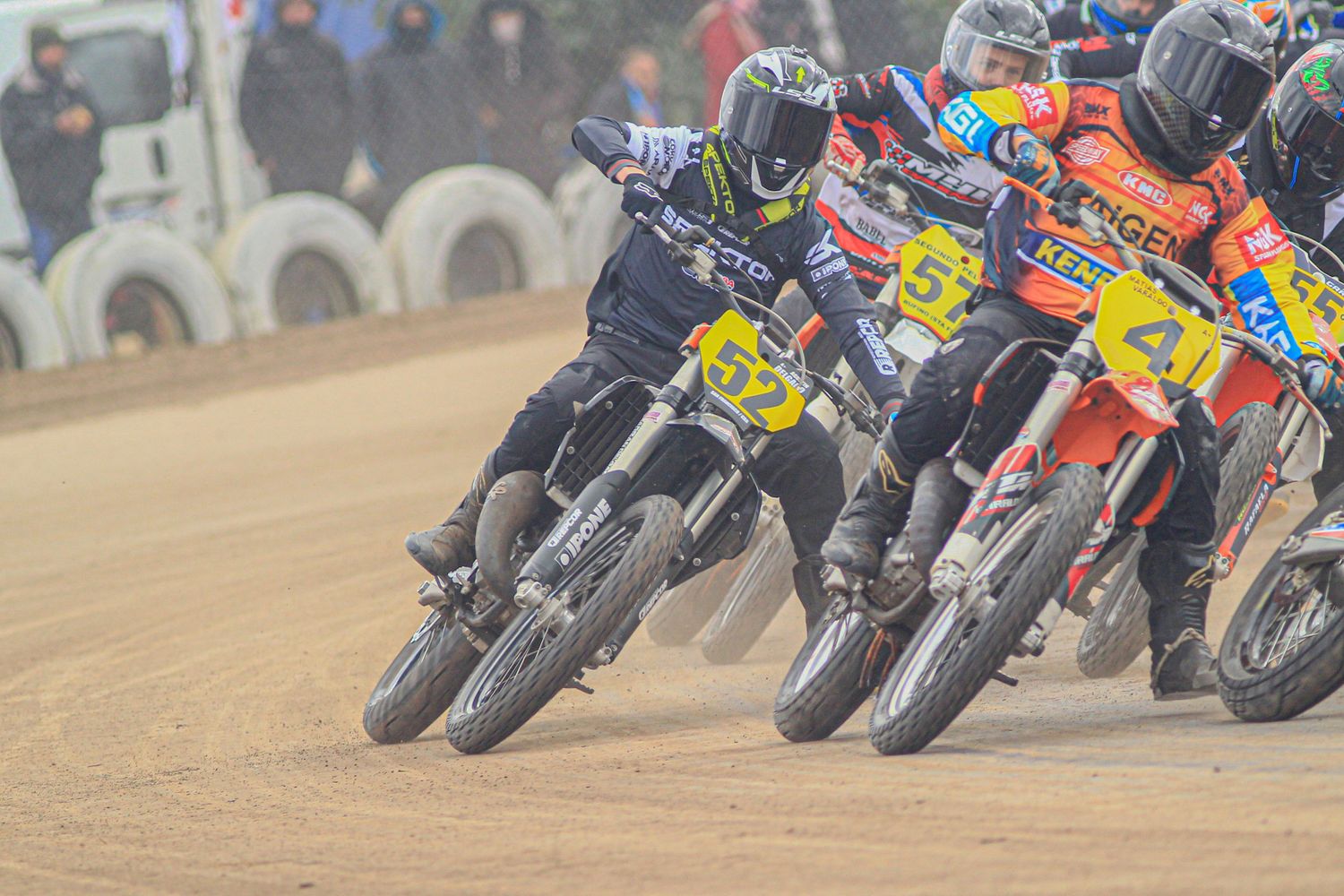 Este evento promete ser un espectáculo vibrante para los amantes del motociclismo y el deporte motor en general.