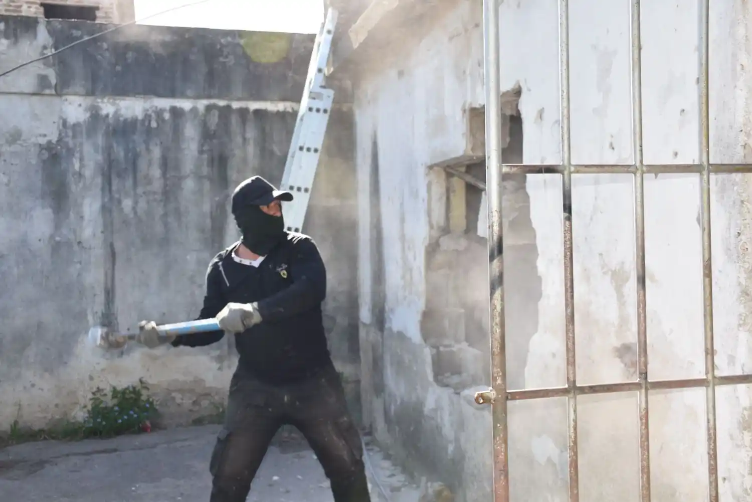 Derribaron el primer búnker de drogas en Capitán Bermúdez