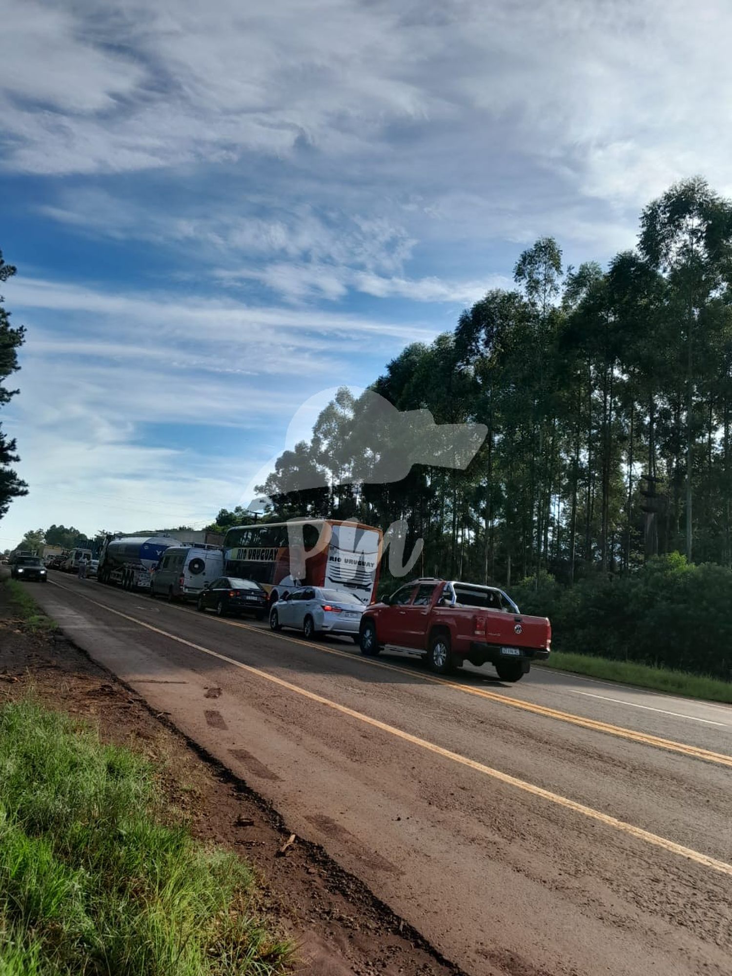 Corte en el acceso a Eldorado