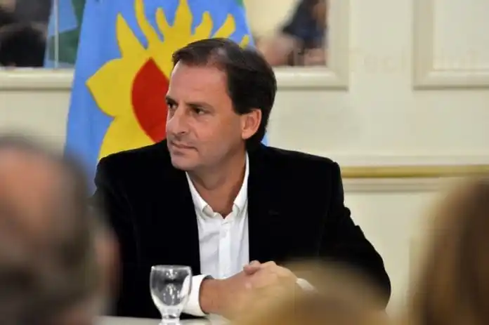 Escobar: Municipio fabricará alcohol en gel, barbijos y camisolines