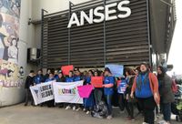 En Tandil también reclamaron por las bajas en el programa Potenciar Trabajo
